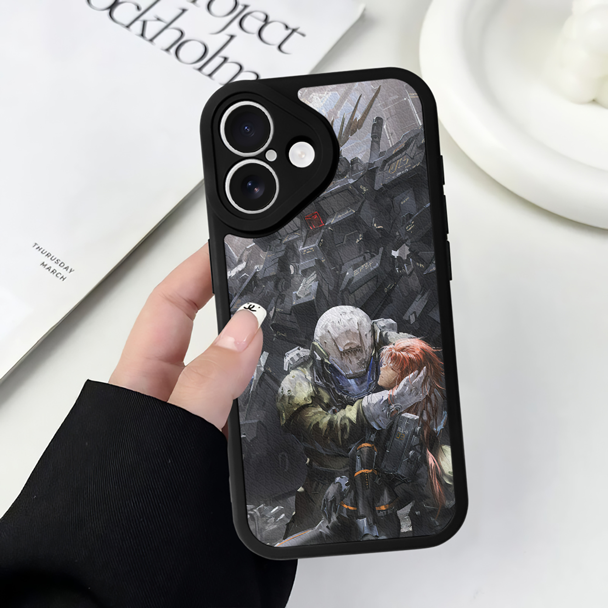 （画像用） 機動戦士ガンダム Mobile Suit Gundam 【iPhone 16シリーズ対応】シリコンスマホケース（レザー調） 材質：シリコン